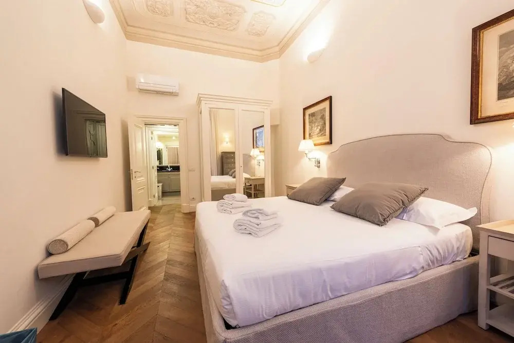 Rinascimento Privato by MMega