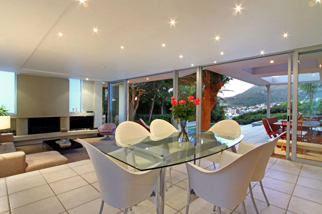 Lions View Villa & Apartment