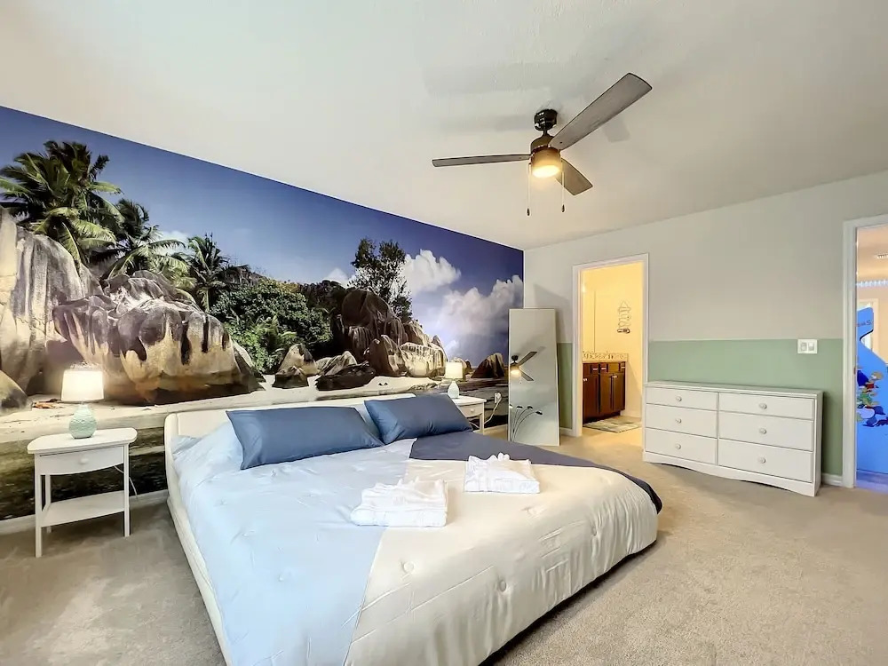 Windsor Island Vacation Pool Villa