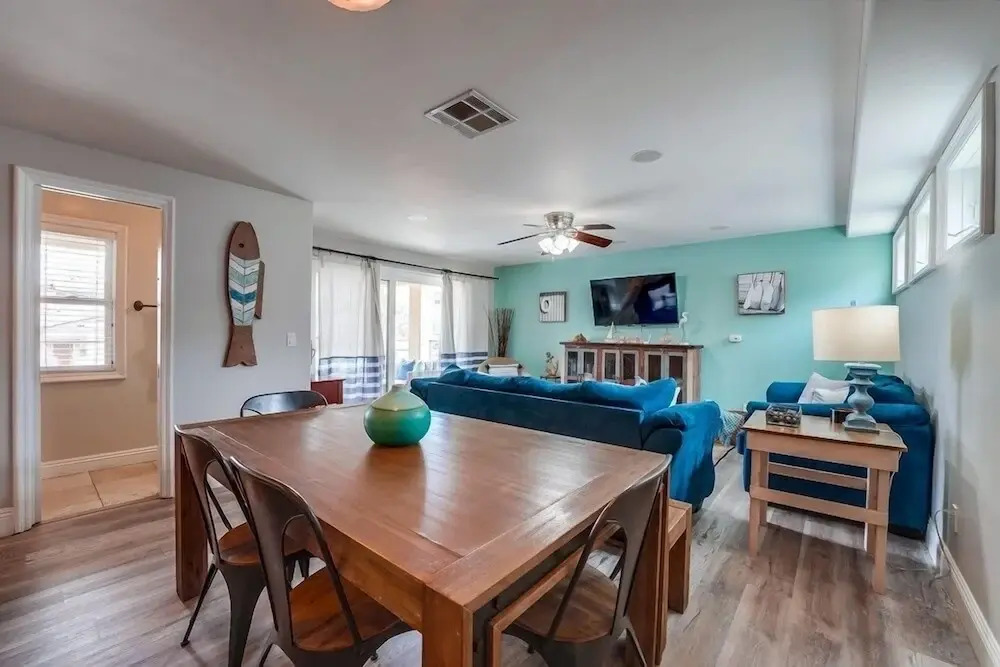 Bayview Veranda 3 Bedrooms 3.5 Bathrooms Apts