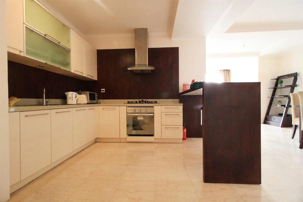 3 Bedroom at FX Sudirman by Travelio