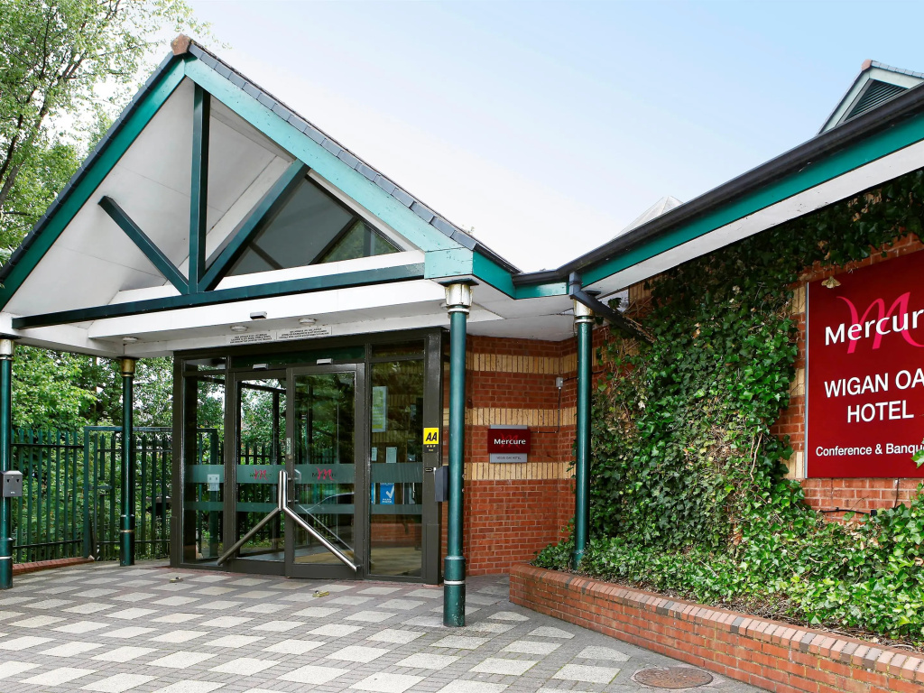 Wigan Oak Hotel by Belvilla