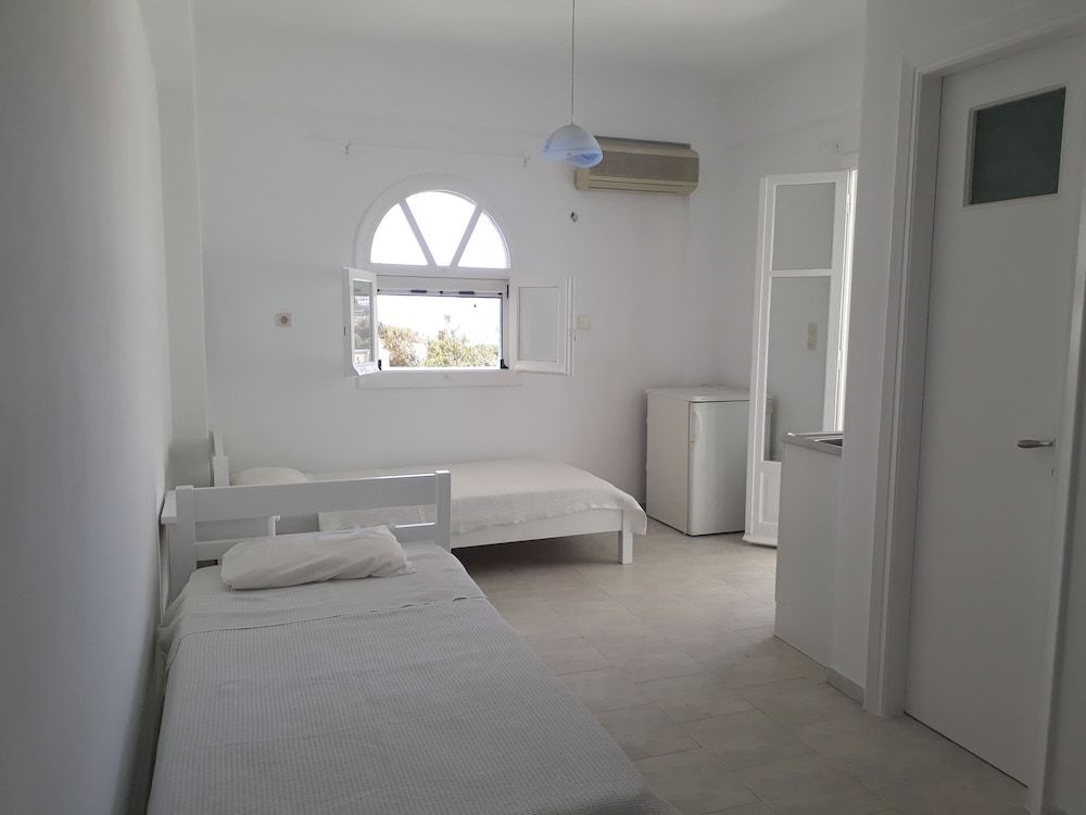 Aliki Panorama Rooms -breakfast included