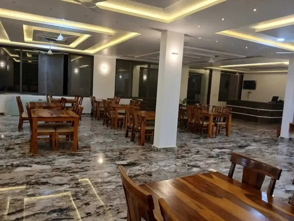 Hotel RC Garh