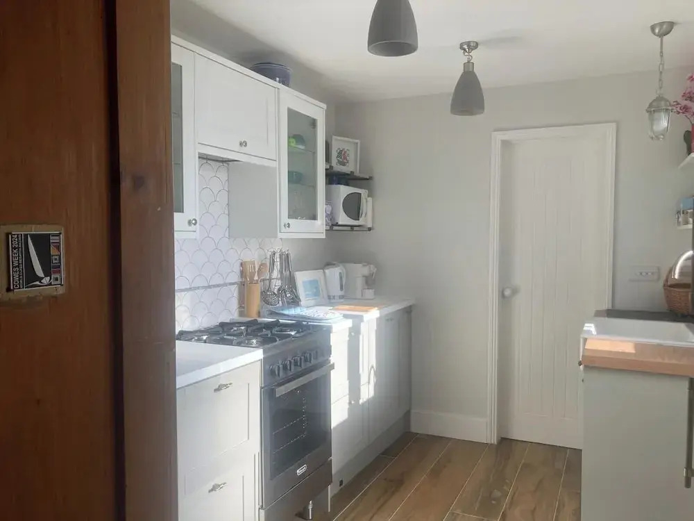 Sunset Cottage Sleeps 6 With Sea Views