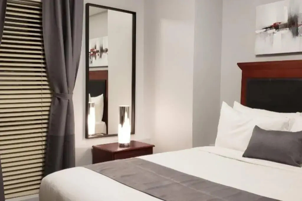 Beautiful 1 BDR Apt #G Hull/Ott by Amazing Property Rentals