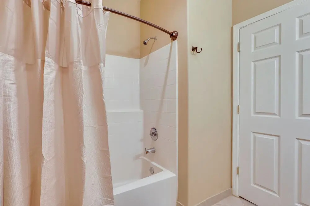 Bright Phoenix Condo - 3 Mi to State Farm Stadium!