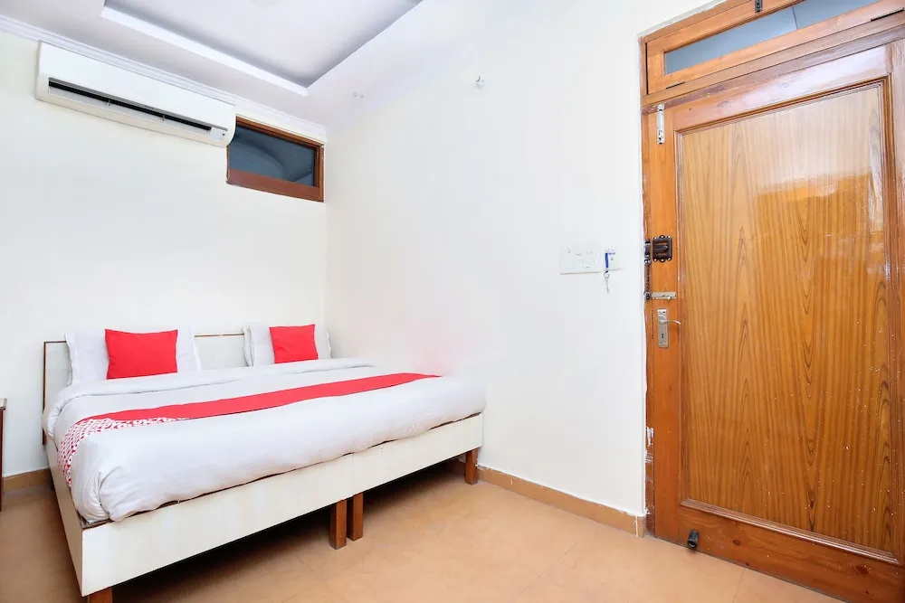OYO 22534 Hotel Diamond