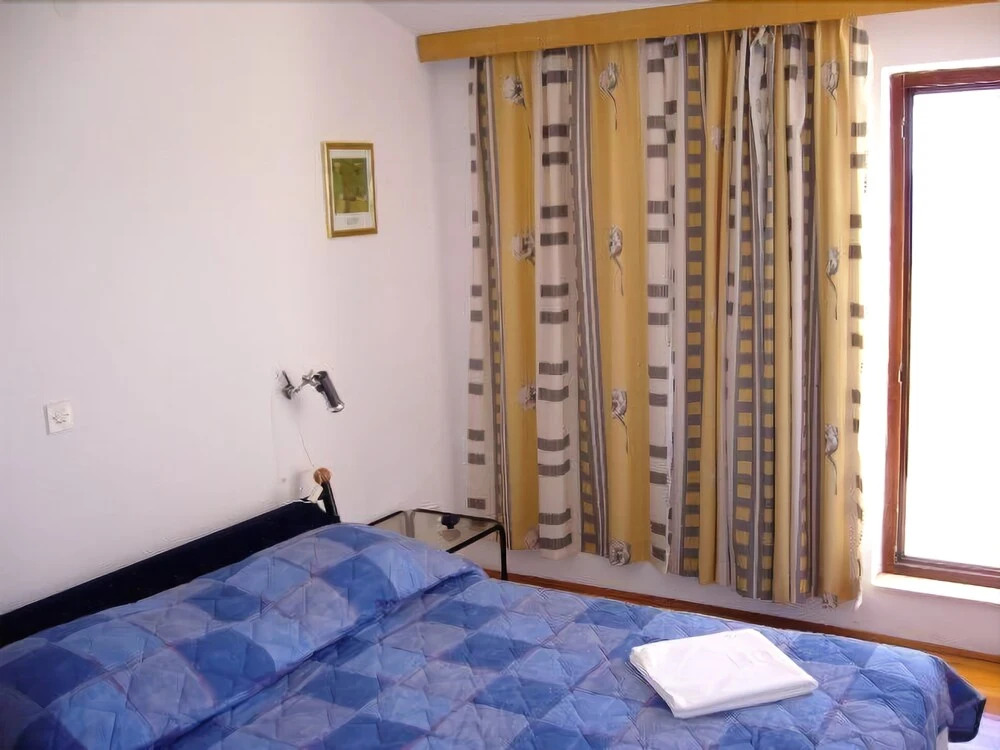 Apartments Lada
