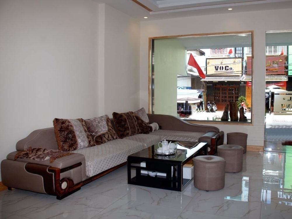 Sunrise Hotel - Hostel