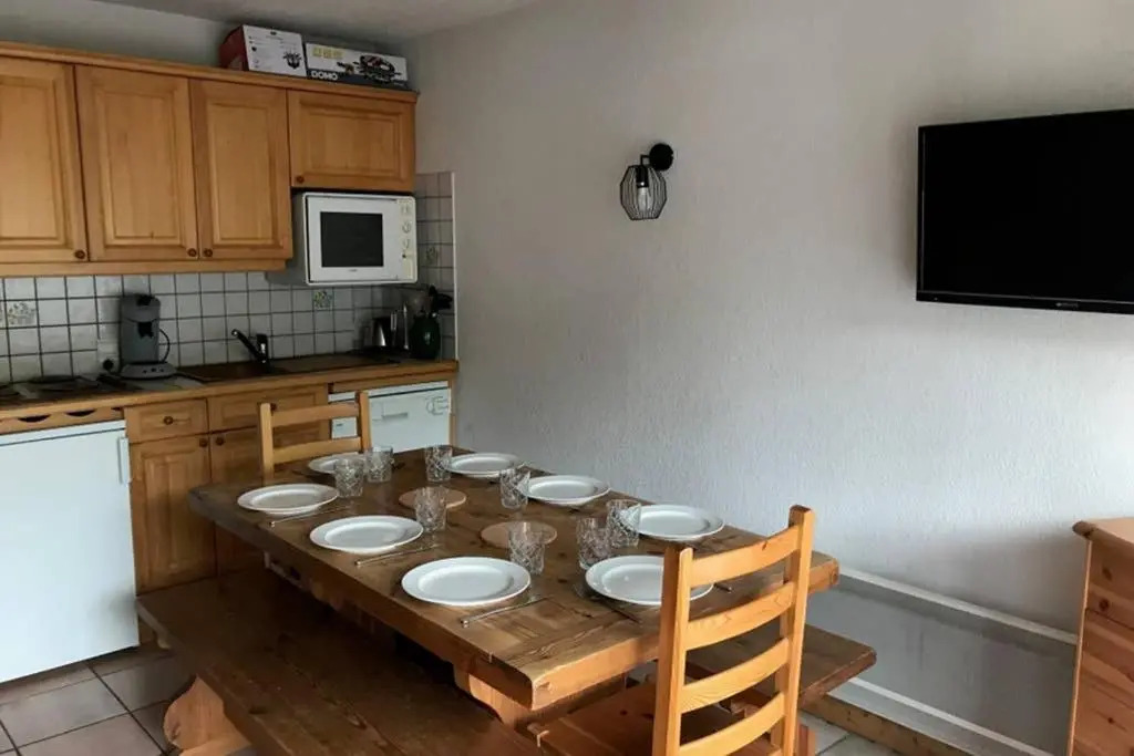Charmant appartement 6-8 personnes au cœur du village à proximité lac et pistes de ski