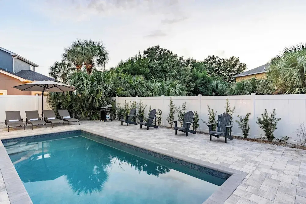 Modern 5bdr w/ Private Pool, 2 min Walk to the Beach! Montoute by Avantstay