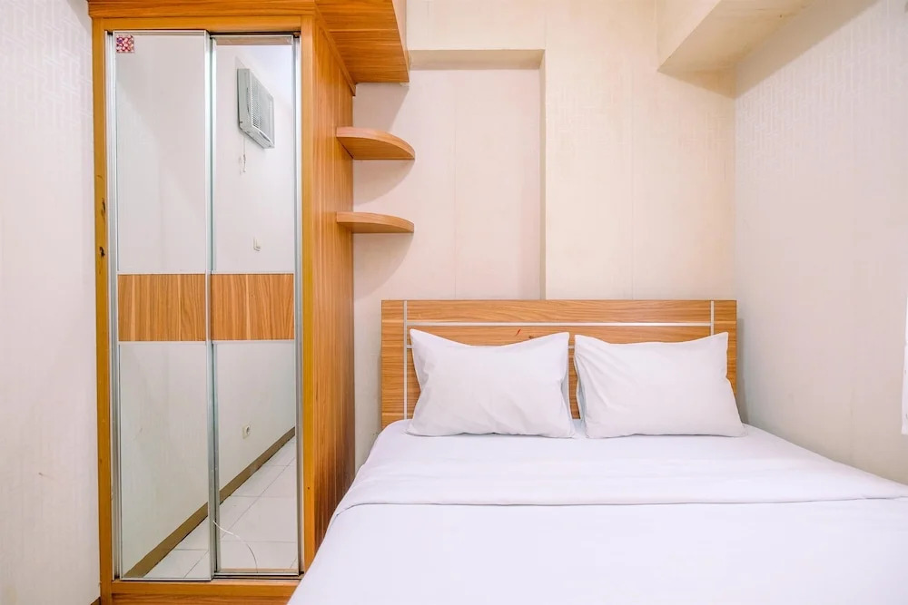 Cozy Stay 2BR Apartment at Bogor Valley By Travelio