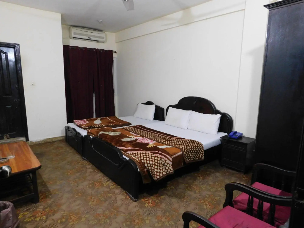 Royal City Hotel