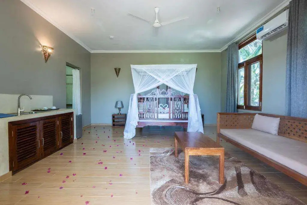 Raffia Boutique Hotel