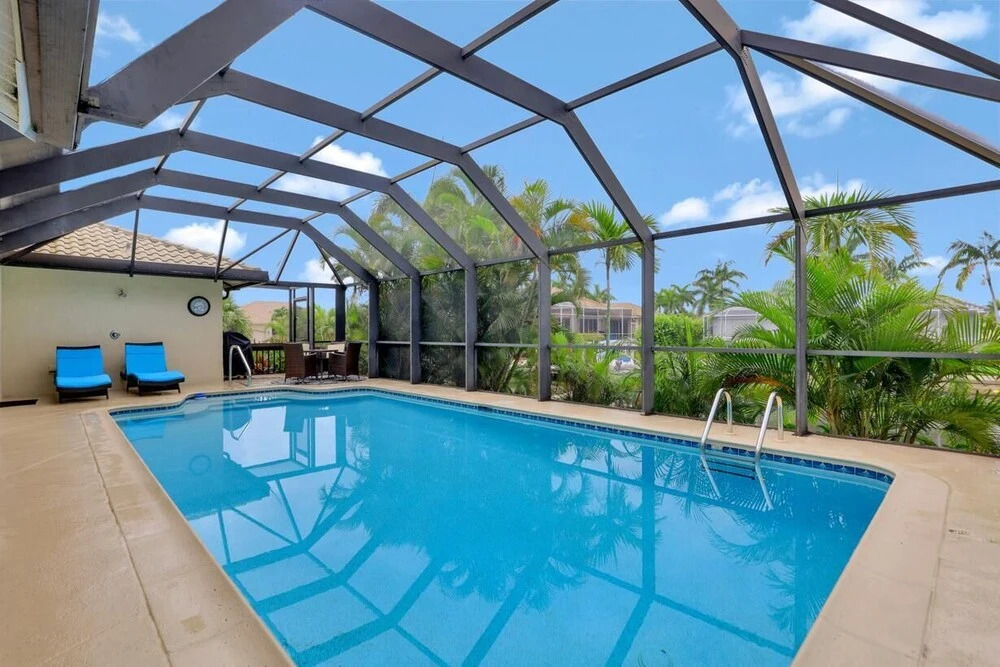 910 Olive Court