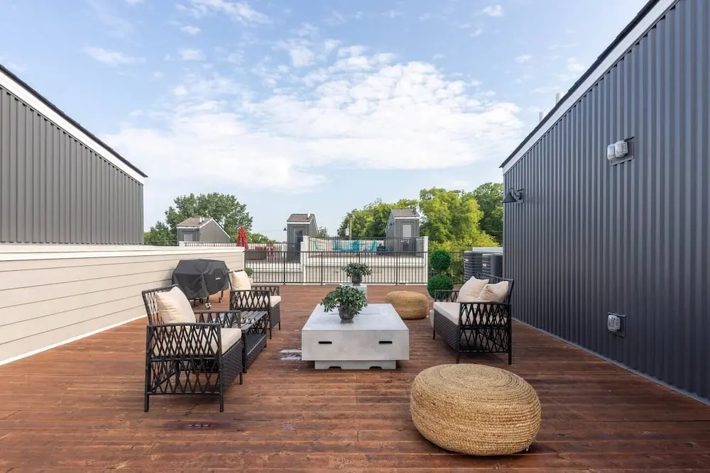 Domio Sylvan Park Luxurious 4BR Patio