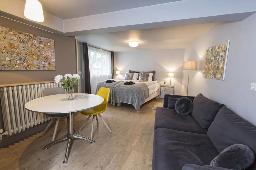 Downtown Villa - Embassy Quarter