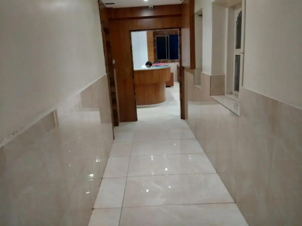 Hotel Rishi International