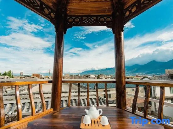 Lianhua Inn