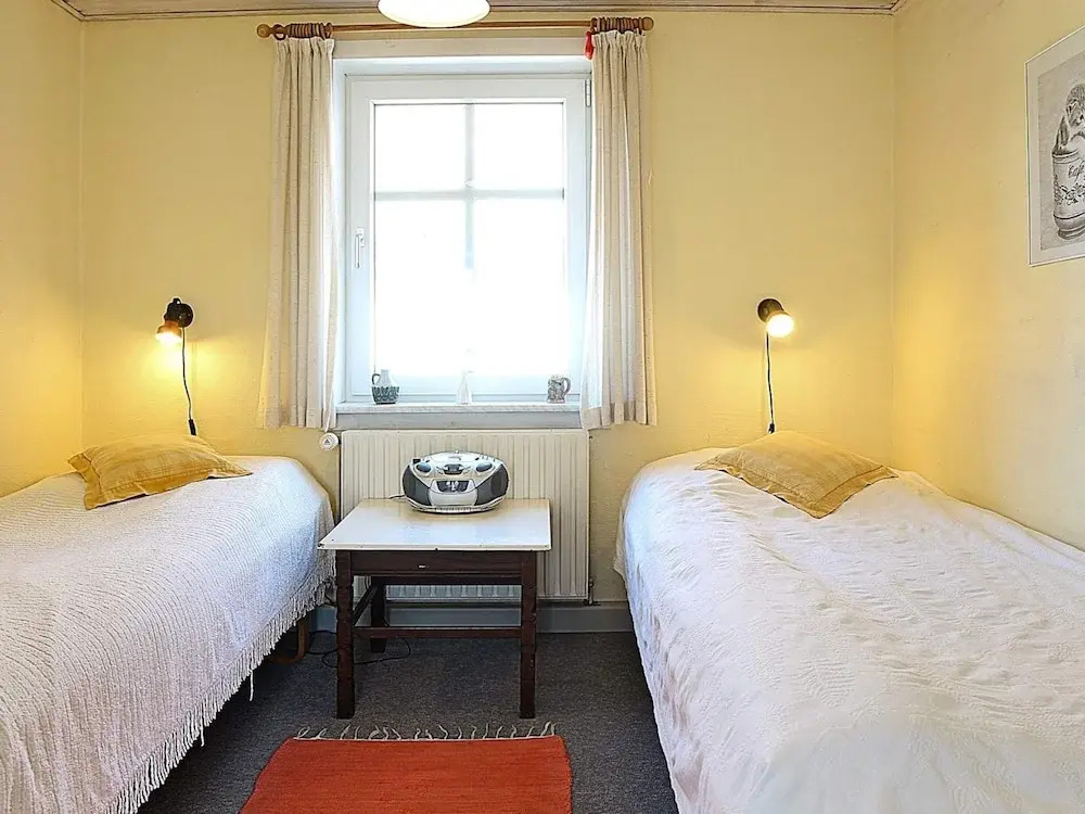 6 person holiday home in Hvide Sande