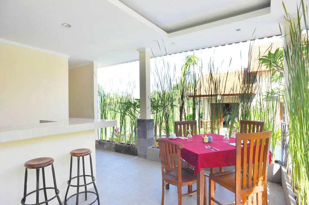 巴厘岛艾里苏卡瓦地苏塔美莎丽99号酒店(Airy Sukawati Sutami Gunung Sari 99X Bali)