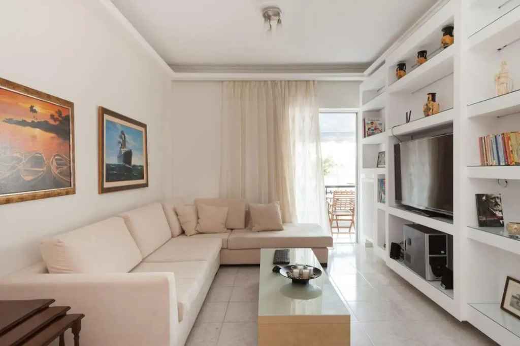 Elegant Athenian Apartment