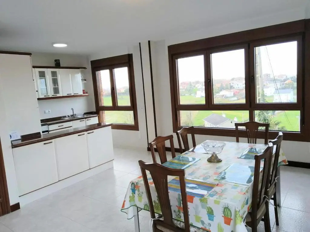 House with 3 bedrooms in Pedrena with wonderful sea view enclosed garden and WiFi 1 km from the beach