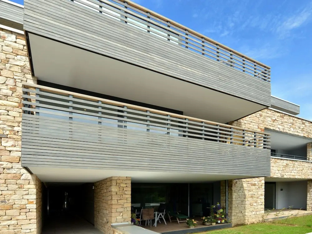 Elegant Apartment in Robertville With Balcony, Roofed Terrace