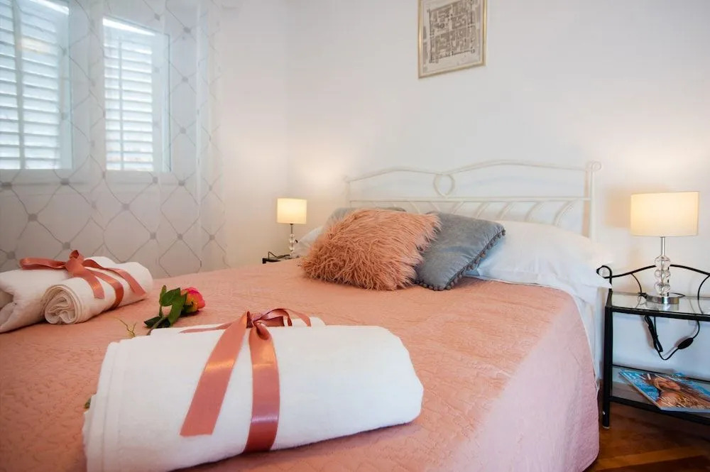 Apartment Dumaneo Art