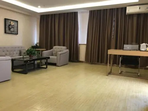 GreenTree Inn Shijiazhuang Xinji City Shifu Street Express Hotel