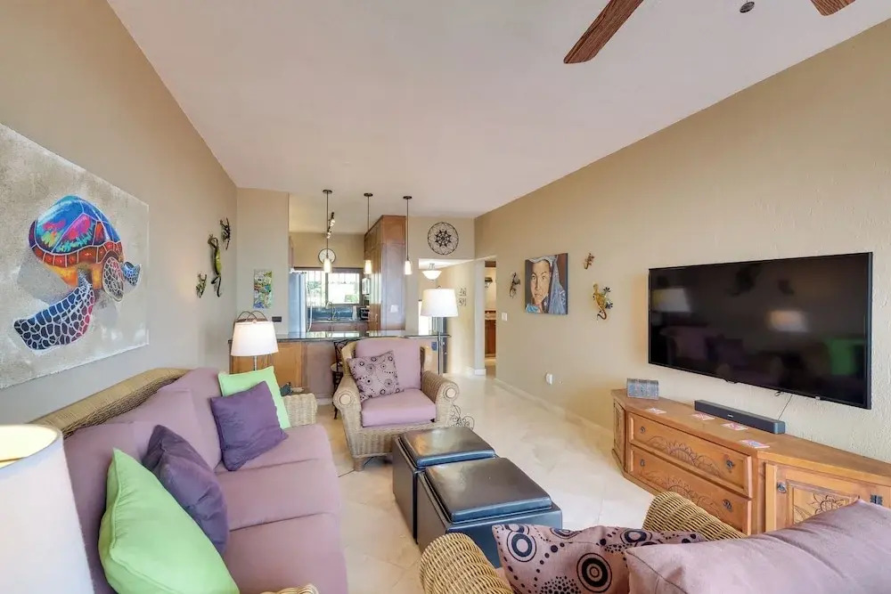 Resort Condo w/ Pool Access & Pacific Ocean Views