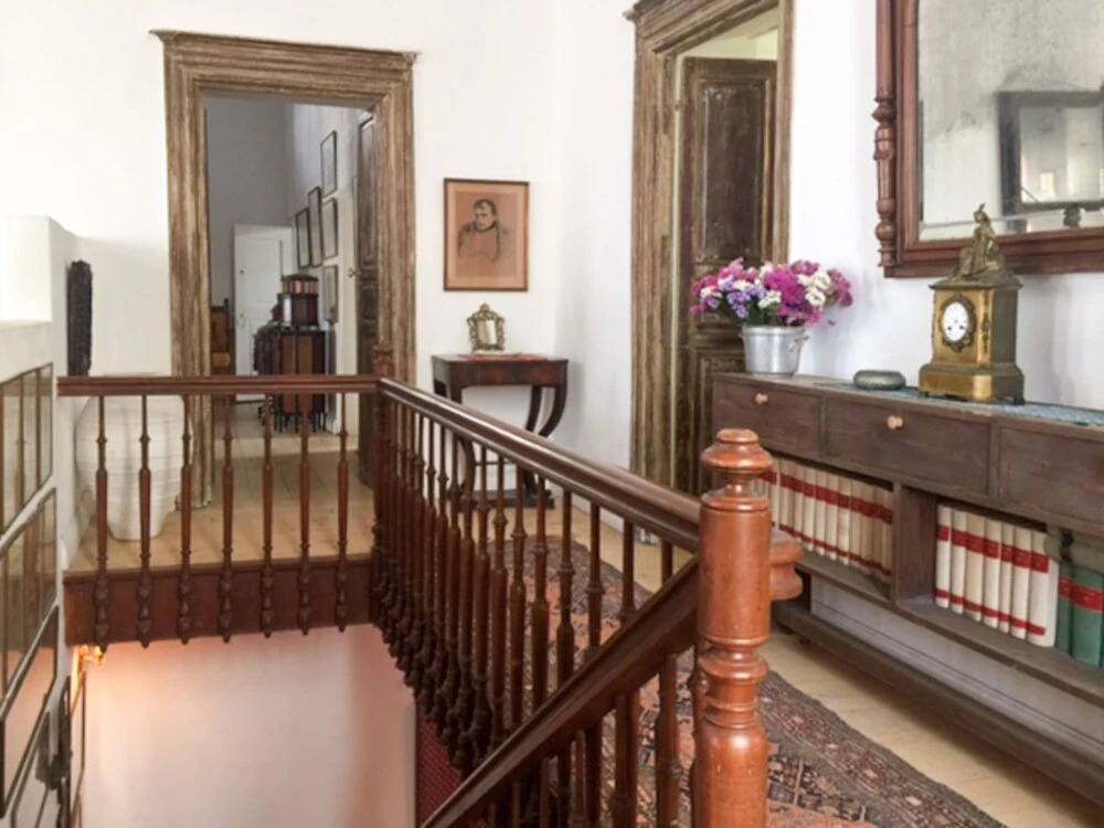 Cambanis Mansion