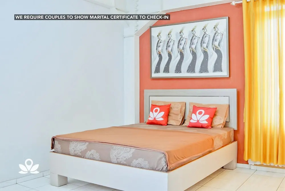 ZEN Rooms Basic UNINUS Syariah