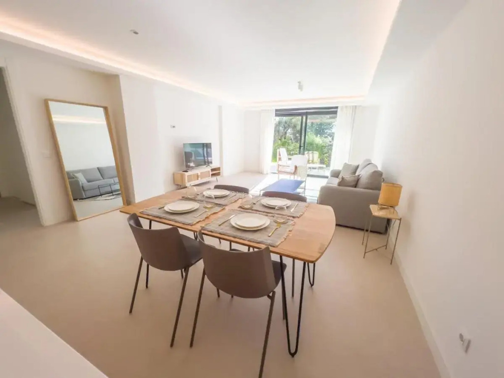 Ground Floor With Garden In The Golden Mile