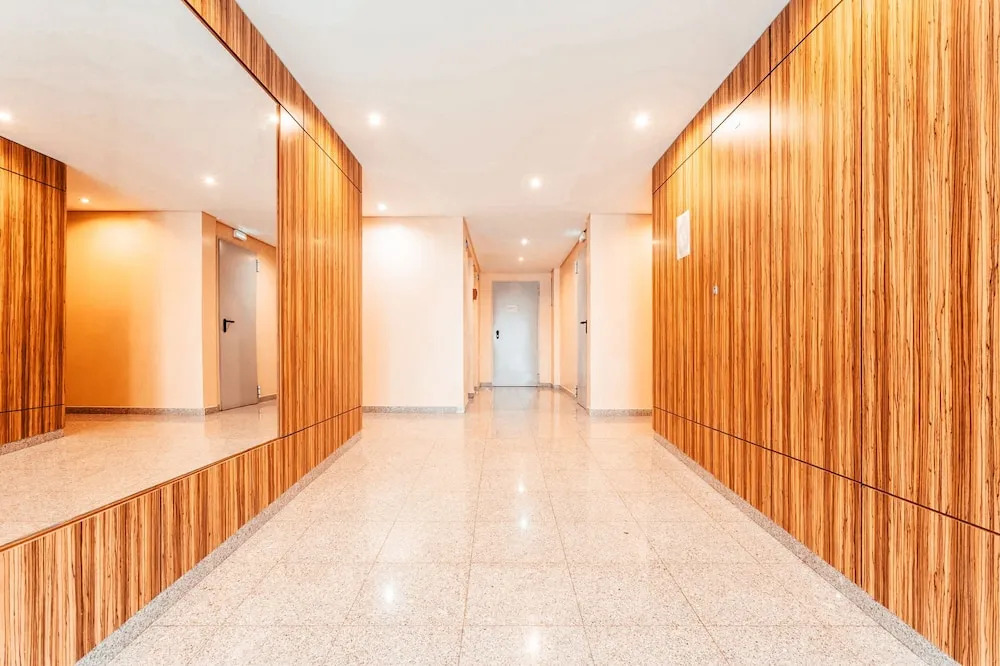 Modern Elegant 2 Bedroom in Amadora by GT House