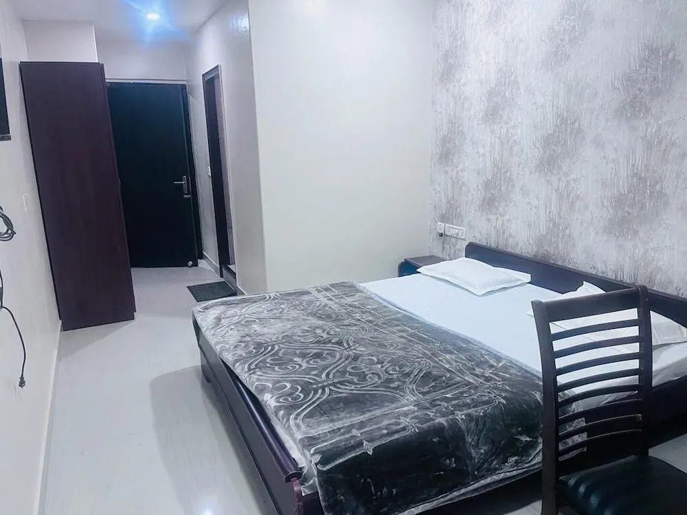 Hotel Shanti Inn