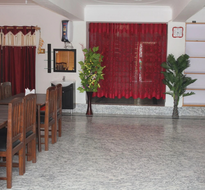 Grand Noora Palace