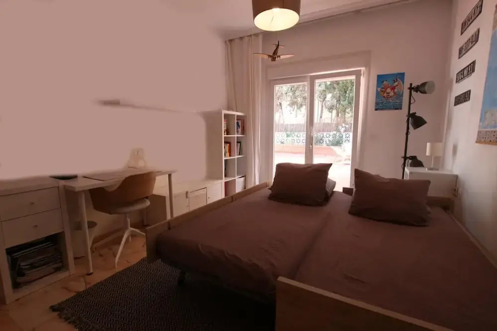 Tess Villa Olmos in M Laga
