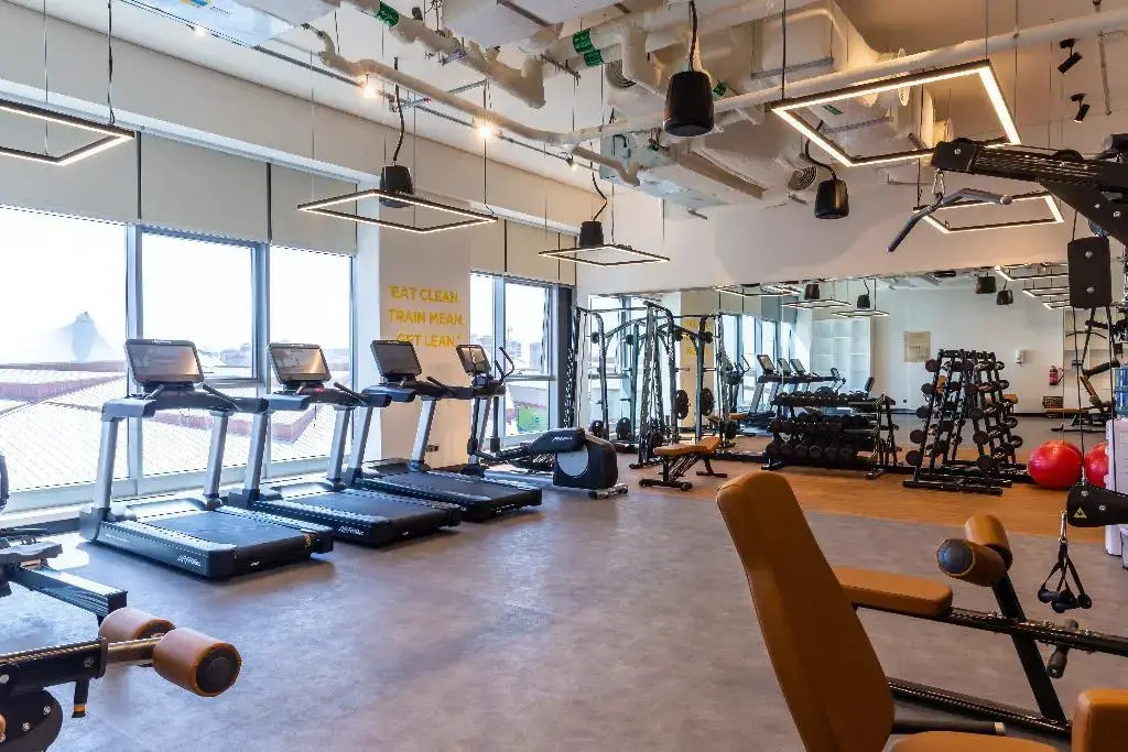Отель Premier Inn Dubai Dragon Mart