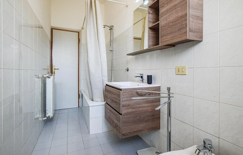 Beautiful Apartment in Viareggio With 2 Bedrooms and Wifi