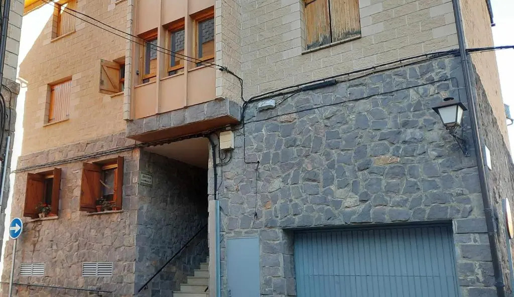 La Marmota Suite apartamento rústico en Panticosa