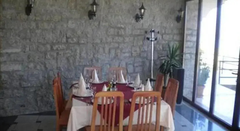 Riva Hotel