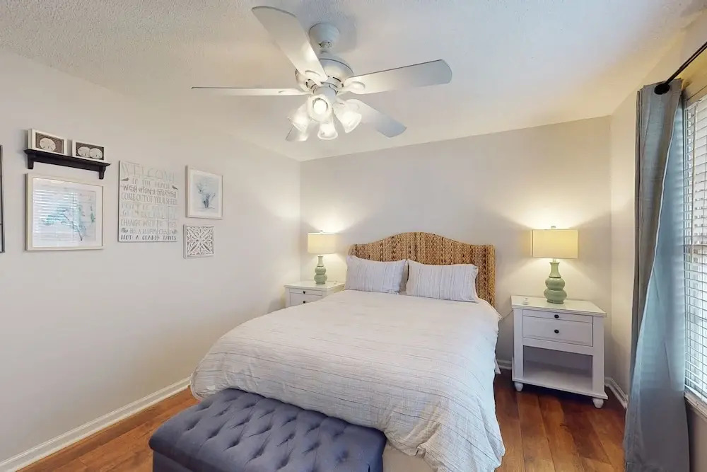 Charming Dog-friendly Home With Deck, Golf Nearby, Full Kitchen, & Washer/dryer