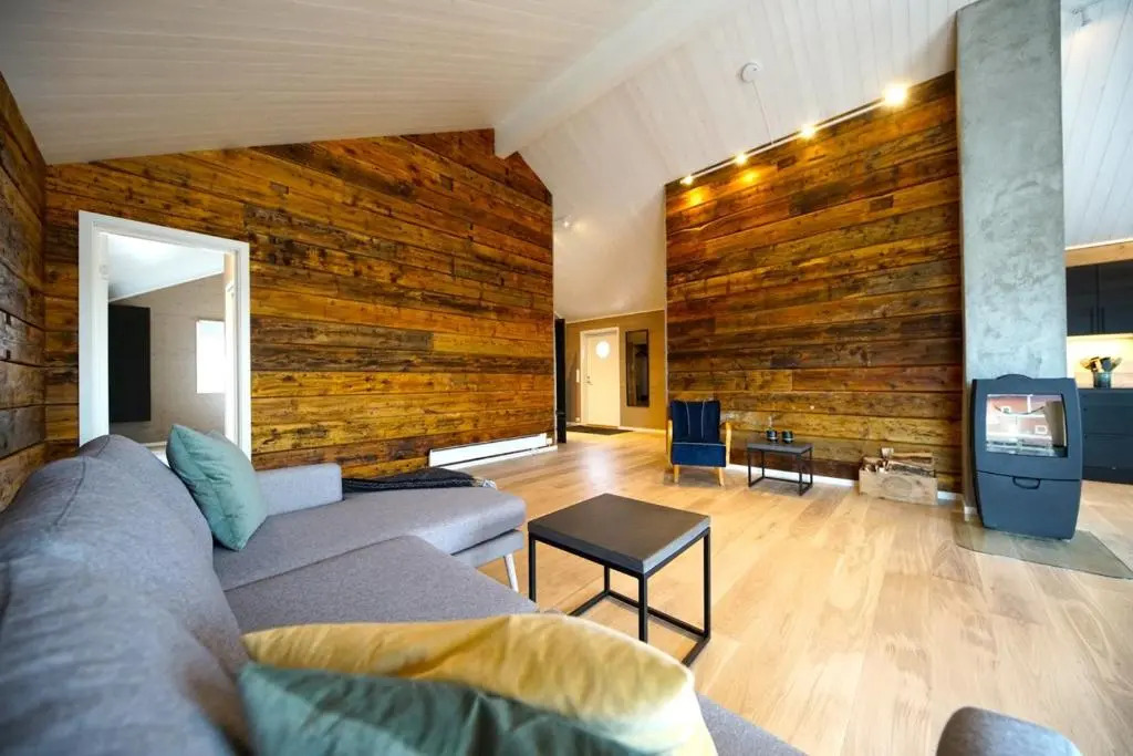Hattvika Lodge