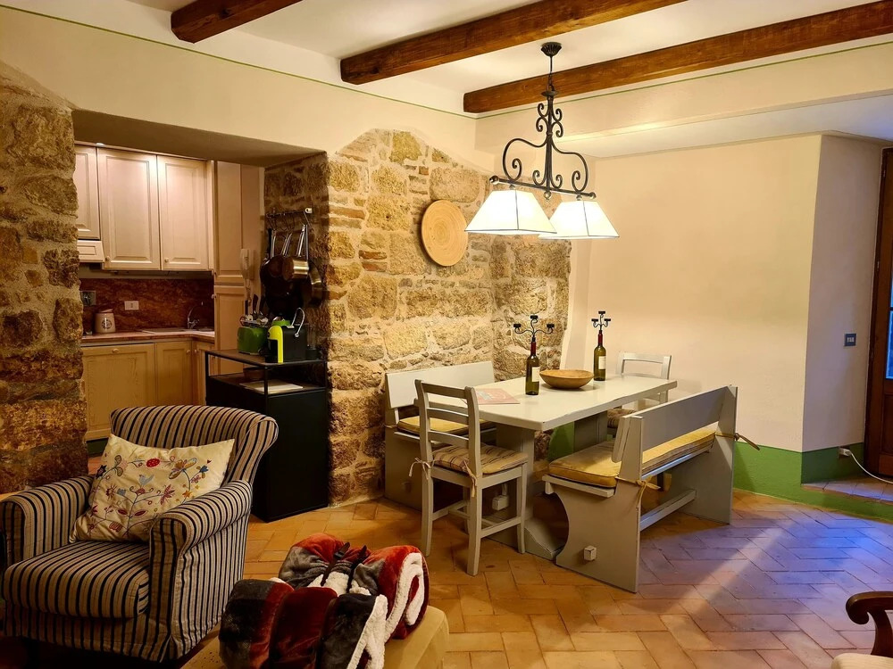 La Terrazza, historic Tuscan stone residence with garden and terrace in Cetona