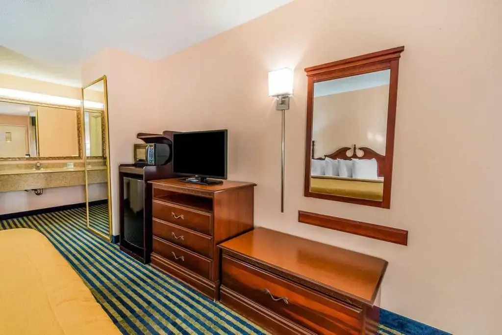 Quality Inn Savannah I-95