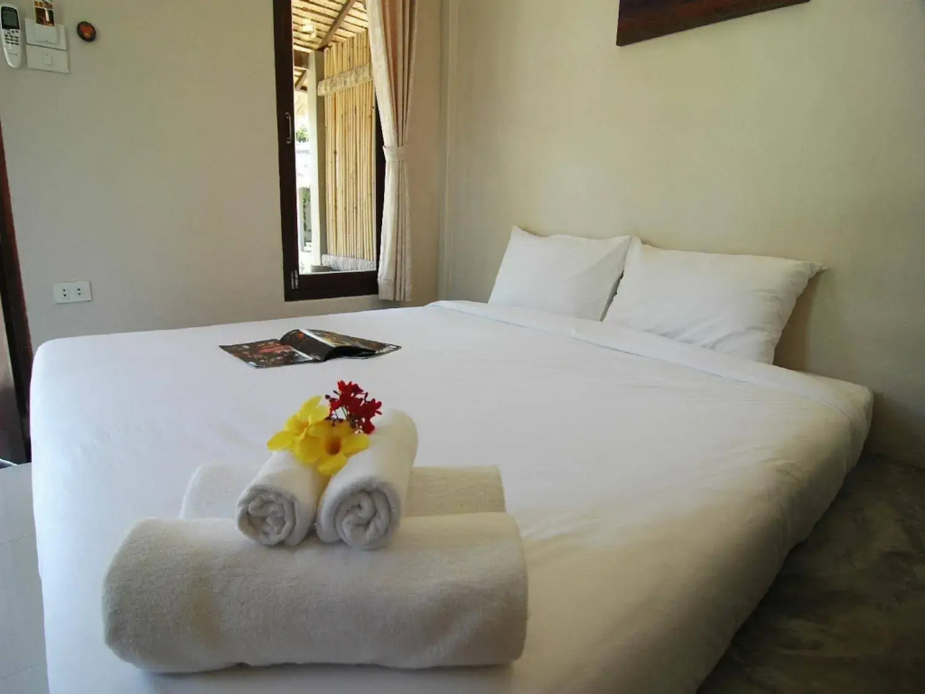 Hutcha Resort