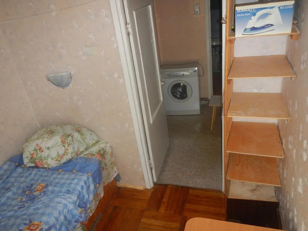 Guest room on Novatorov