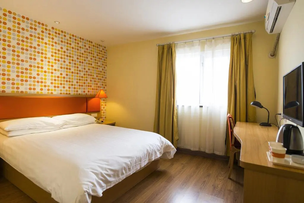 Home Inn Qingdao Chengyang Chunyang Road Jiajiayuan